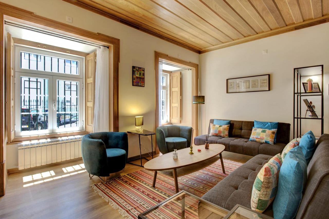 Localtraveling Cathedral & Castle - Family Apartments Lisbon Bagian luar foto