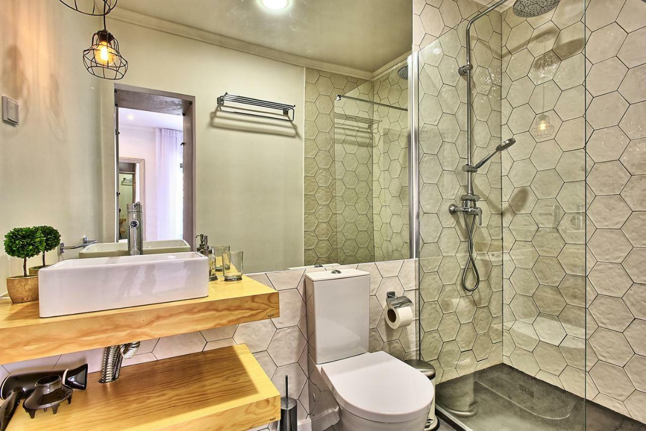 Localtraveling Cathedral & Castle - Family Apartments Lisbon Bagian luar foto